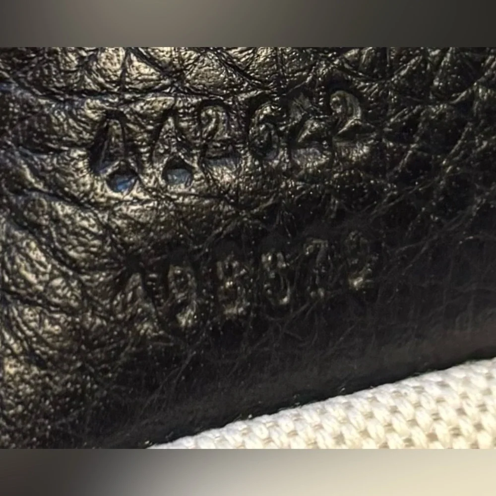 Like NEW! Authentic Gucci Pebbled Leather GG Marmont Top Handle Handbag - Picture 7 of 8